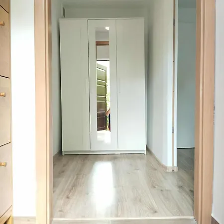 2-room, Garden, Close To The Center شقة